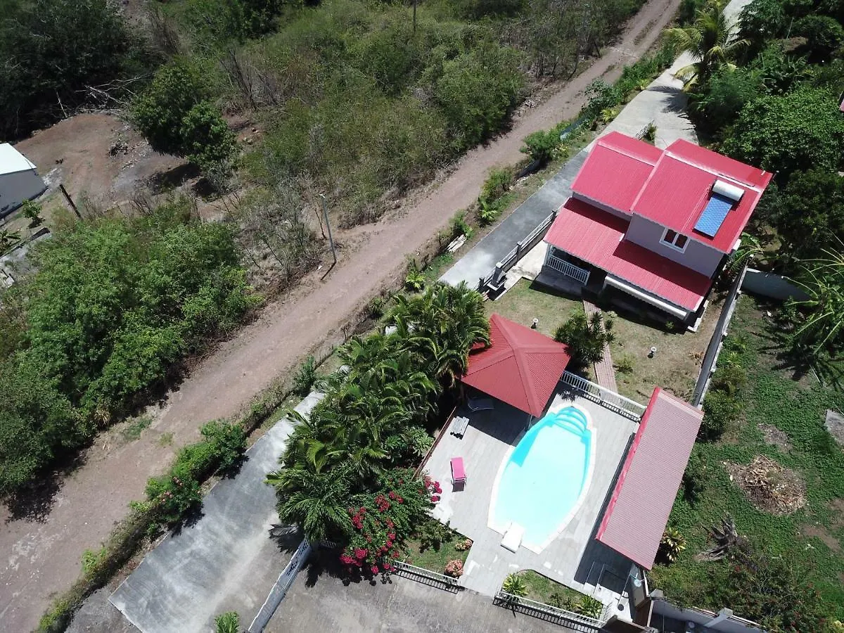 Villa Le Val De Lys-Piscine Privee Vieux-Habitants Ferienhaus